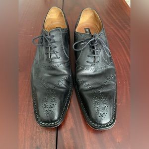 Mezlan dress shoes size 12.